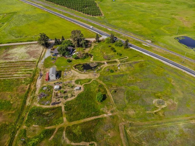 12164 Alabama Rd, Herald, CA 95638