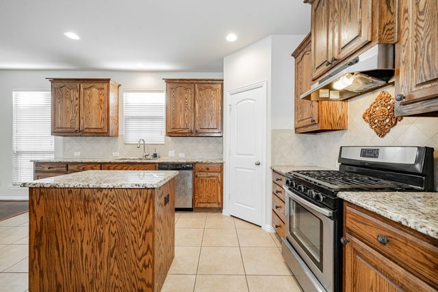 3100 Hereford Drive, Lewisville, TX 75056