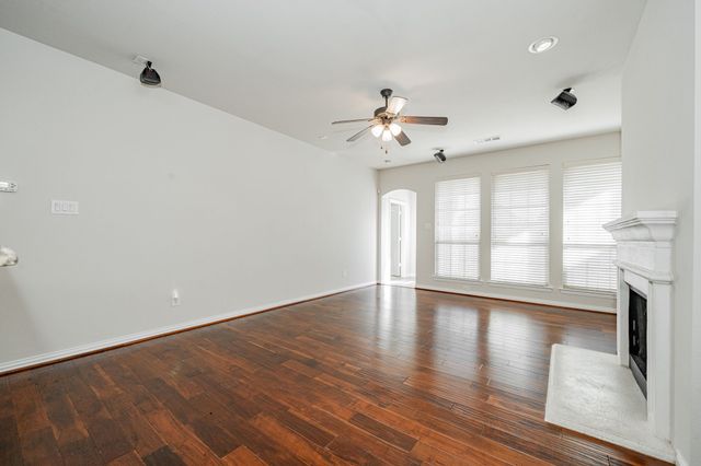 3100 Hereford Drive, Lewisville, TX 75056