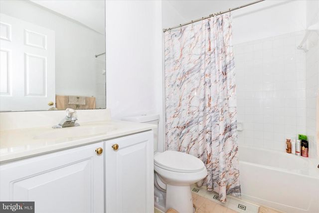 19483 RAYFIELD DR, Germantown, MD 20874