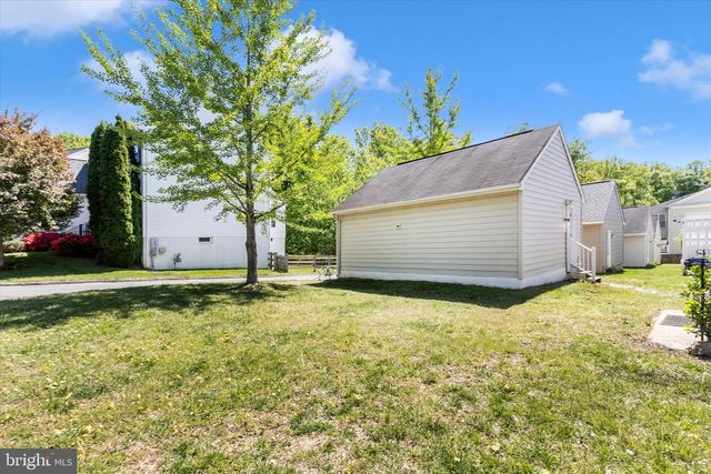 19483 RAYFIELD DR, Germantown, MD 20874