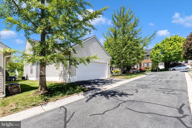 19483 RAYFIELD DR, Germantown, MD 20874