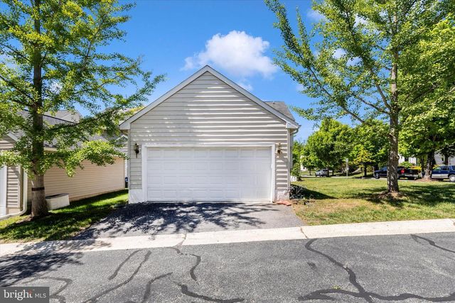 19483 RAYFIELD DR, Germantown, MD 20874