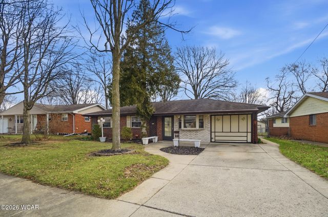 910 N Dale Drive, Lima, OH 45805