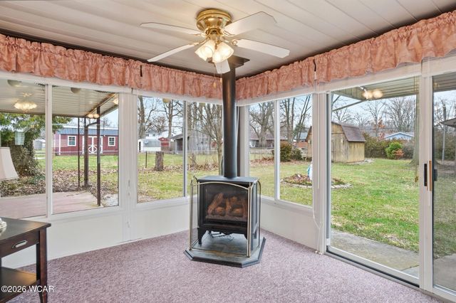 910 N Dale Drive, Lima, OH 45805