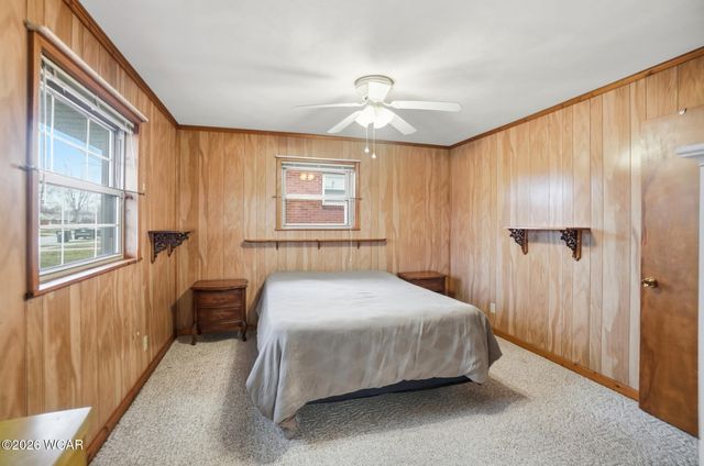 910 N Dale Drive, Lima, OH 45805