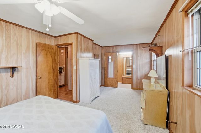 910 N Dale Drive, Lima, OH 45805