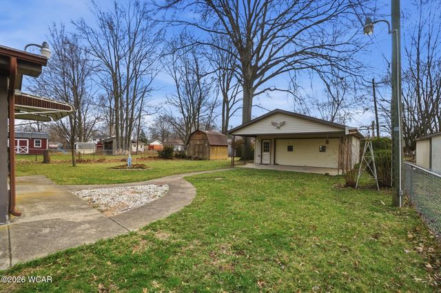 910 N Dale Drive, Lima, OH 45805