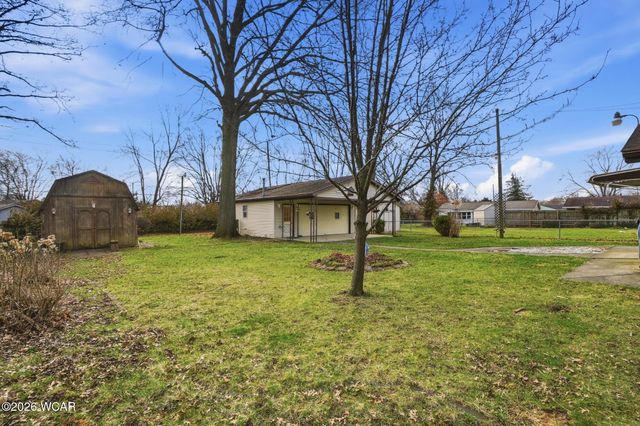 910 N Dale Drive, Lima, OH 45805