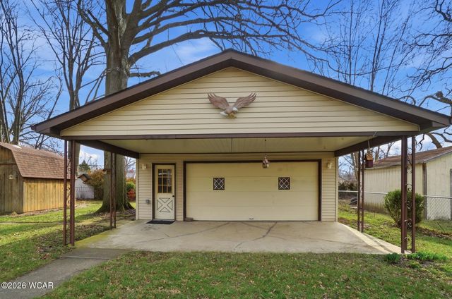 910 N Dale Drive, Lima, OH 45805