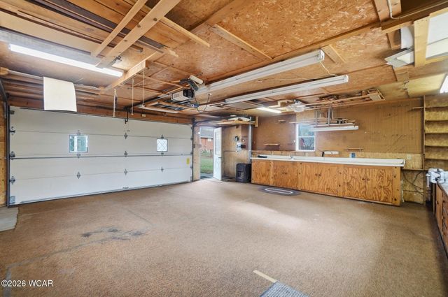 910 N Dale Drive, Lima, OH 45805