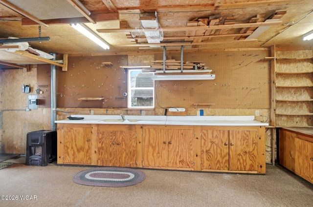 910 N Dale Drive, Lima, OH 45805