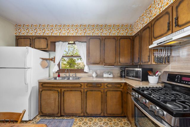 59 Wayne Street Se, Gaines Twp, MI 49548