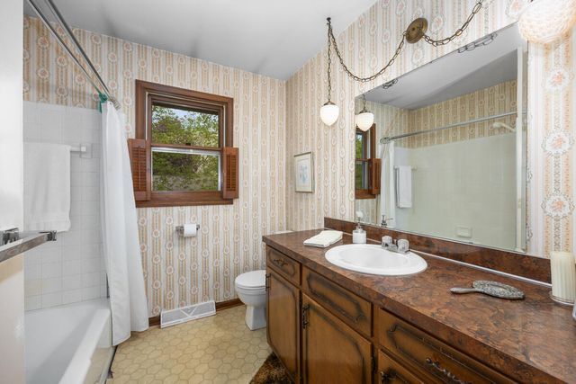 59 Wayne Street Se, Gaines Twp, MI 49548