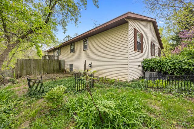 59 Wayne Street Se, Gaines Twp, MI 49548