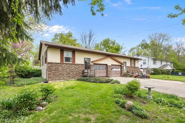 59 Wayne Street Se, Gaines Twp, MI 49548