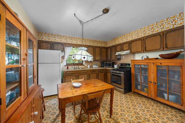 59 Wayne Street Se, Gaines Twp, MI 49548