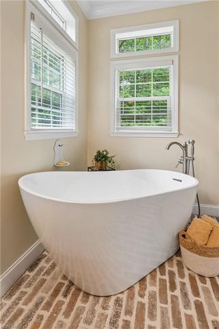 11541 Salem Wood RD, Gloucester, VA 23061