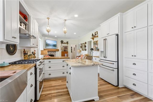 11541 Salem Wood RD, Gloucester, VA 23061