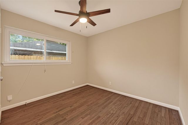 11206 Huggins Drive, Houston, TX 77035
