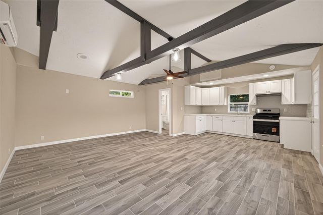11206 Huggins Drive, Houston, TX 77035