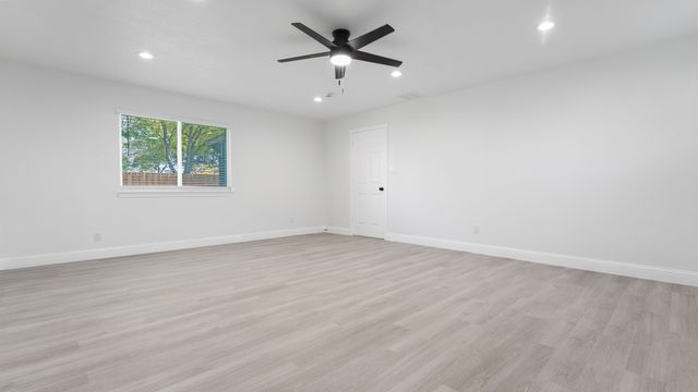 1105 Bay Shore Drive, Garland, TX 75040