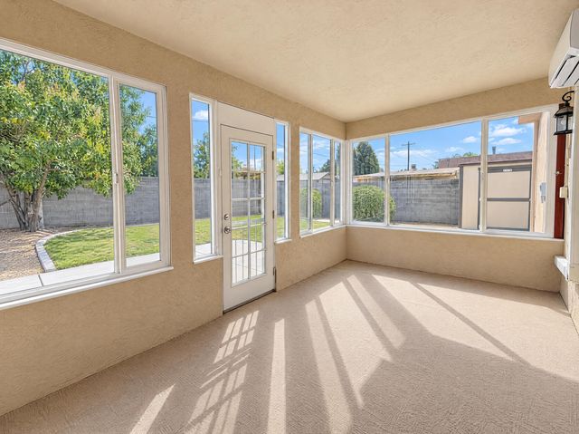10336 Karen Avenue NE, Albuquerque, NM 87111