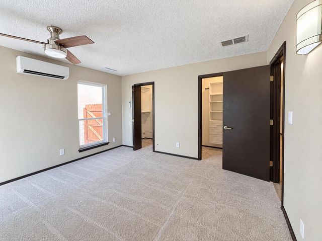 10336 Karen Avenue NE, Albuquerque, NM 87111