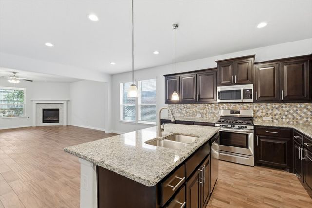 2524 Little Wonder Lane, Northlake, TX 76247