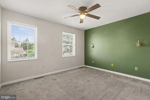 5897 TYLER DR, Harrisburg, PA 17112
