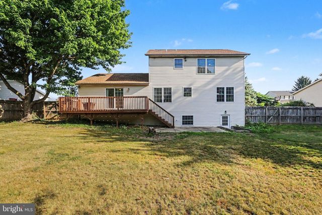 5897 TYLER DR, Harrisburg, PA 17112