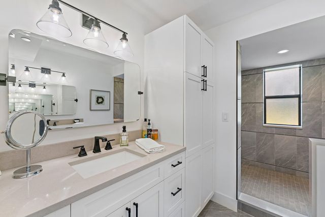 19800 Sandpointe Bay Drive 101, Tequesta, FL 33469