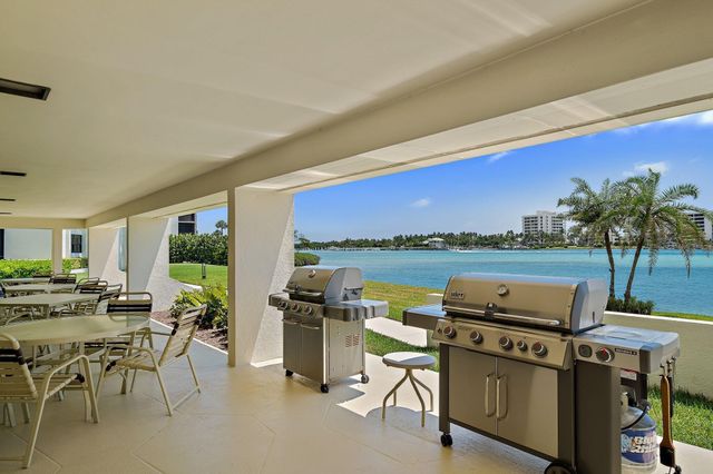 19800 Sandpointe Bay Drive 101, Tequesta, FL 33469