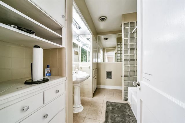 3423 Ozark Street, Houston, TX 77021