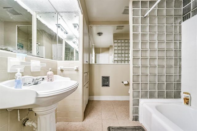 3423 Ozark Street, Houston, TX 77021