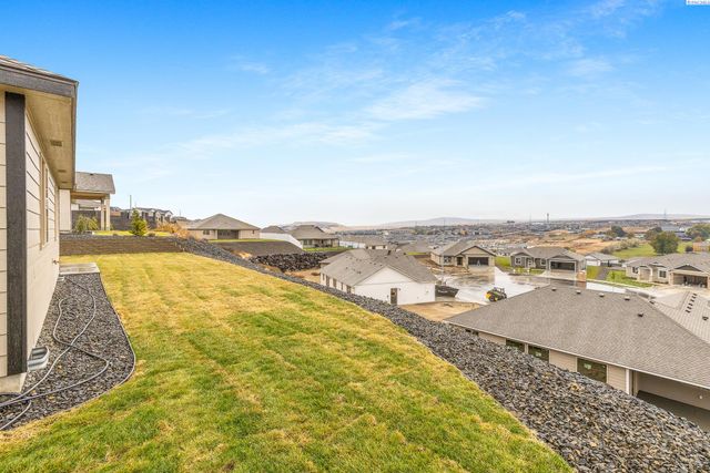 6507 W 28th Ave, Kennewick, WA 99338