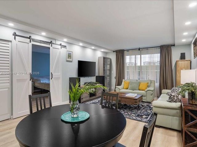 6193 Rock Island Rd 105, Tamarac, FL 33319