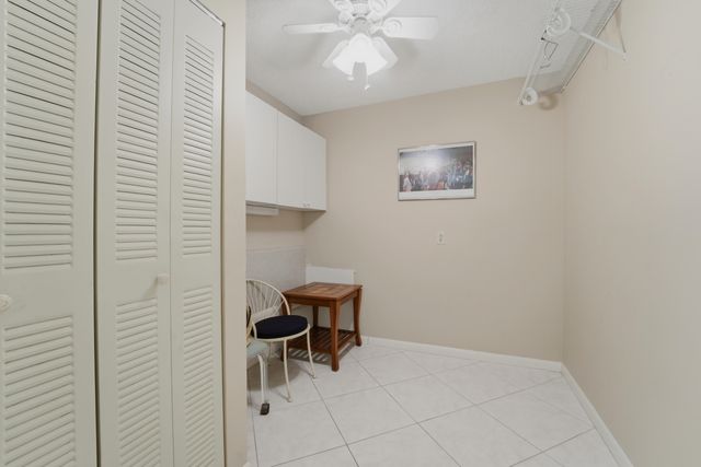 2601 MARINA ISLE Way 204, Jupiter, FL 33477
