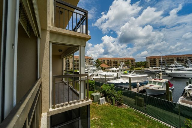 2601 MARINA ISLE Way 204, Jupiter, FL 33477