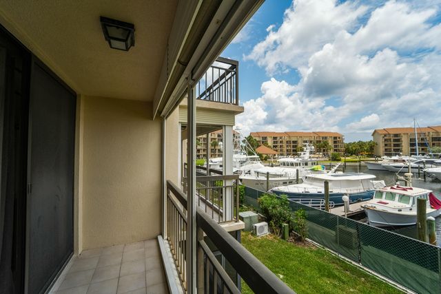 2601 MARINA ISLE Way 204, Jupiter, FL 33477