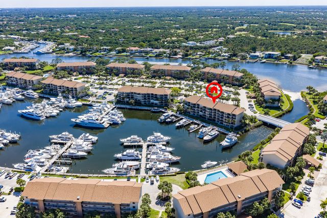 2601 MARINA ISLE Way 204, Jupiter, FL 33477