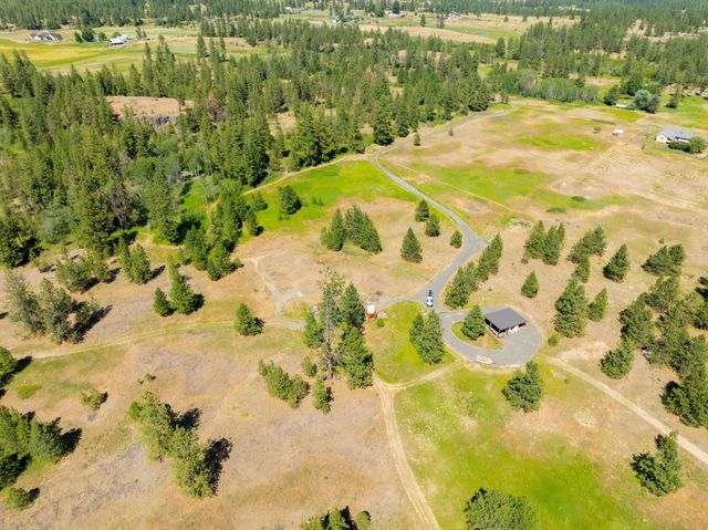 14933 Burnett Rd, Nine Mile Falls, WA 99026