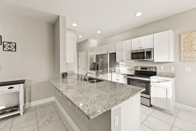1962 NW Cataluna Circle, Port St. Lucie, Port St Lucie, FL 34986