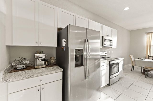 1962 NW Cataluna Circle, Port St. Lucie, Port St Lucie, FL 34986