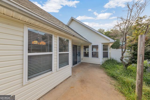 196 Highland Falls Drive, Hiram, GA 30141