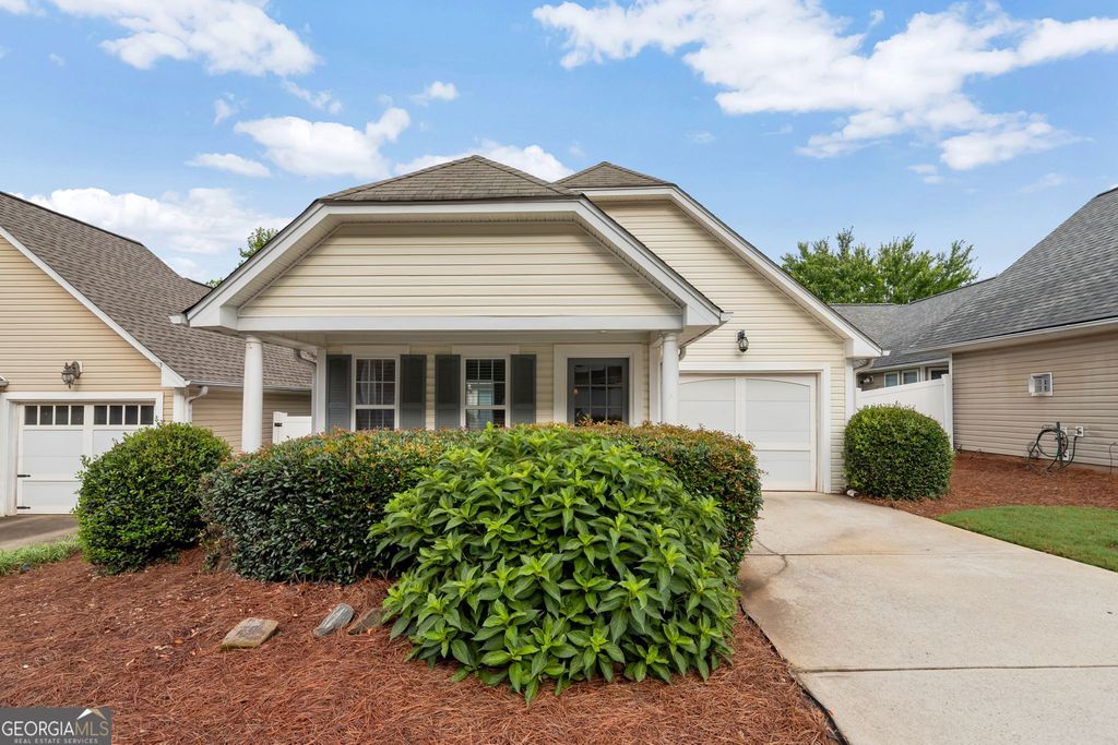 196 Highland Falls Drive, Hiram, GA 30141
