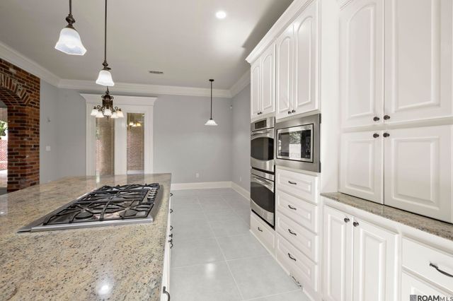 3032 Drusilla Ln, Baton Rouge, LA 70809