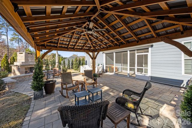 1016 Dali Boulevard, Mount Holly, NC 28120