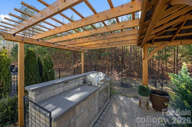 1016 Dali Boulevard, Mount Holly, NC 28120