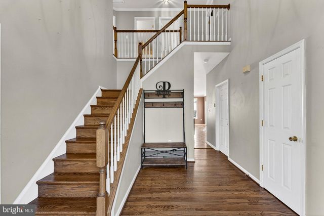 50 CYPRESS POINT DR, Charles Town, WV 25414